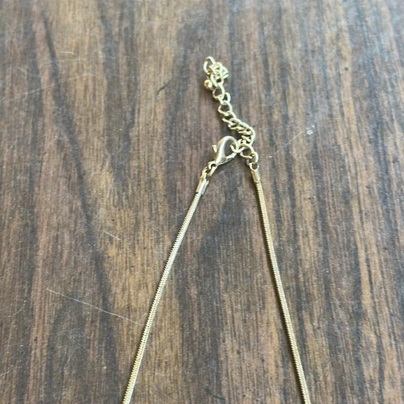 Elegant Black and Gold Necklace - Picture 2 of 5